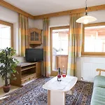 Apartman Alpina *