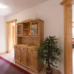 Alpina Apartman *