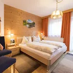 Alpina Apartman *