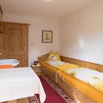 Alpina Apartman
