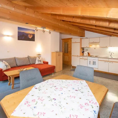 Apartment Alpina *