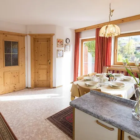 Apartment Alpina *